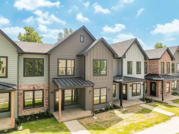 716 N Walnut St, Muncie, IN 47305