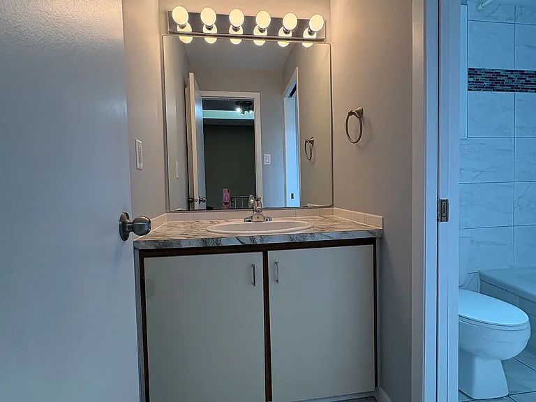 104 Valley Stream Dr #6 — Photo 14