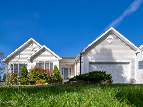 34 Stony Brook Drive, Selkirk, NY 12158