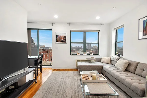 Sold by Compass | media 19