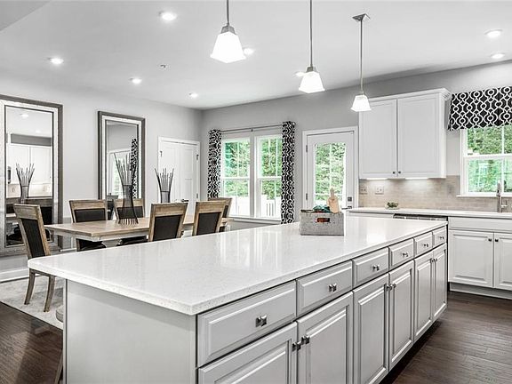 5th image of 4009 N Steels Cir
