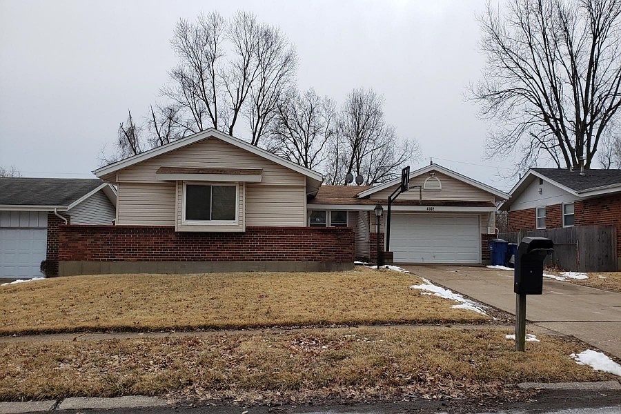1st image of 4302 Tarentum Dr