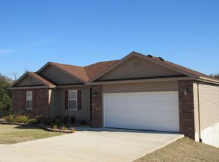 417 Amber Ave, Hollister, MO 65672