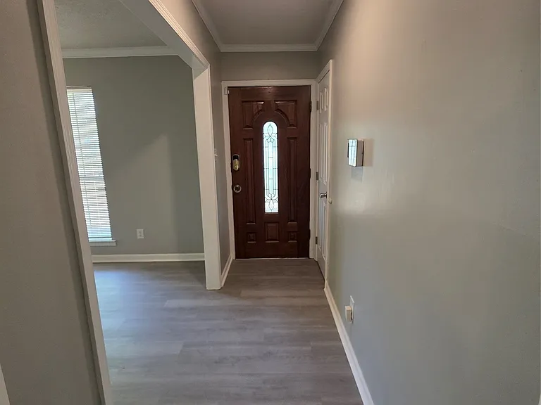 744 Ledyard Pl — Photo 5