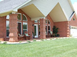 1231 Houston Springs Rd, Greenback, TN 37742