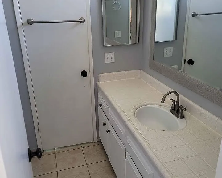 20909 Cortner Ave — Photo 3