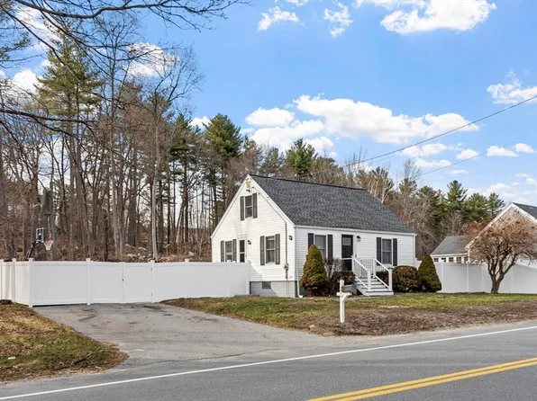 1430 Mammoth Rd, Dracut, MA 01826