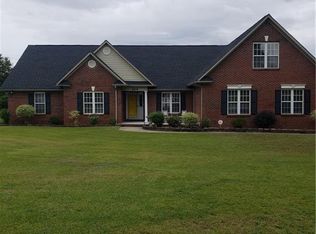 204 Bugle Call Dr, Raeford, NC 28376