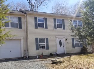 9328 Fairmount Way, Tobyhanna, PA
