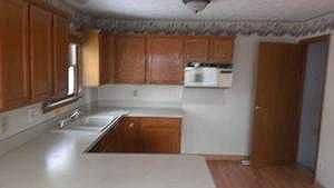 2nd image of 391 Maplewood Ave