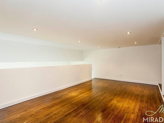 2nd image of 27 W 16th St APT 6D