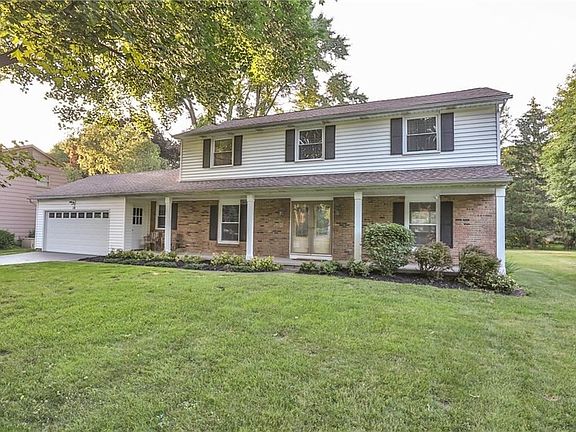 2nd image of 18 Kitty Hawk Dr