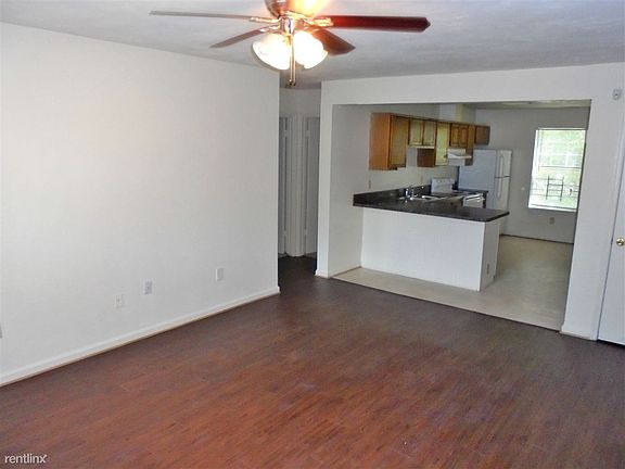 812 lvroom and kitchen view 2 edited