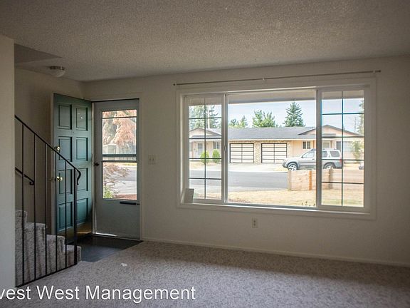 3rd image of 10503 NE 7th St