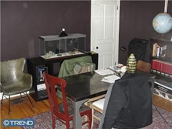 4th image of 2056 E York St