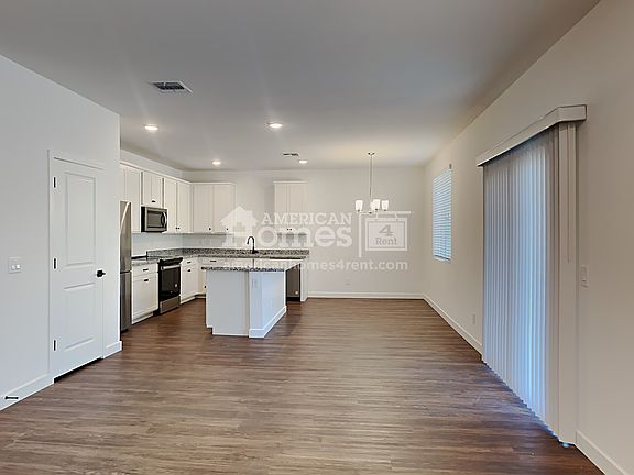 3rd image of 4309 S 105th Dr