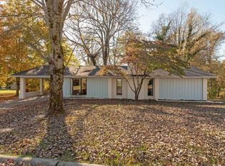 210 E Ridge Dr, Helena, AR 72342