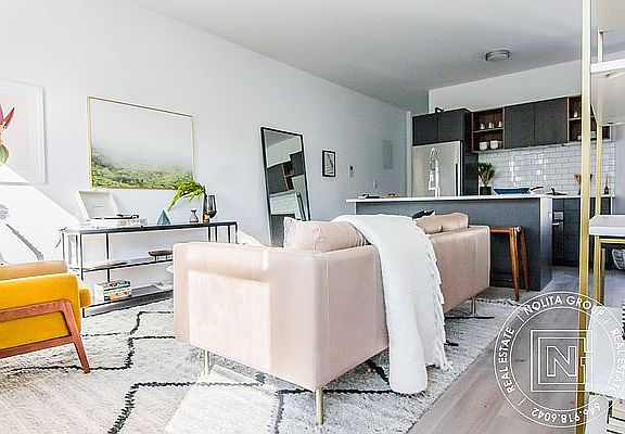 2nd image of 78 Bank St APT 23