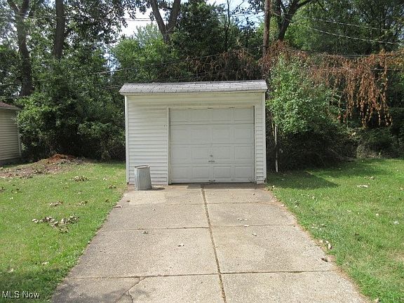 2nd image of 5662 Waterbury Ave