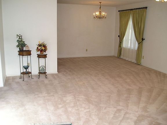 Living and Dining Area