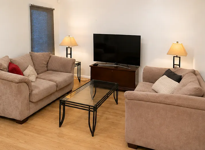 3 bed, 1.5 bath, 1138 sqft, $1,050 — Photo 3