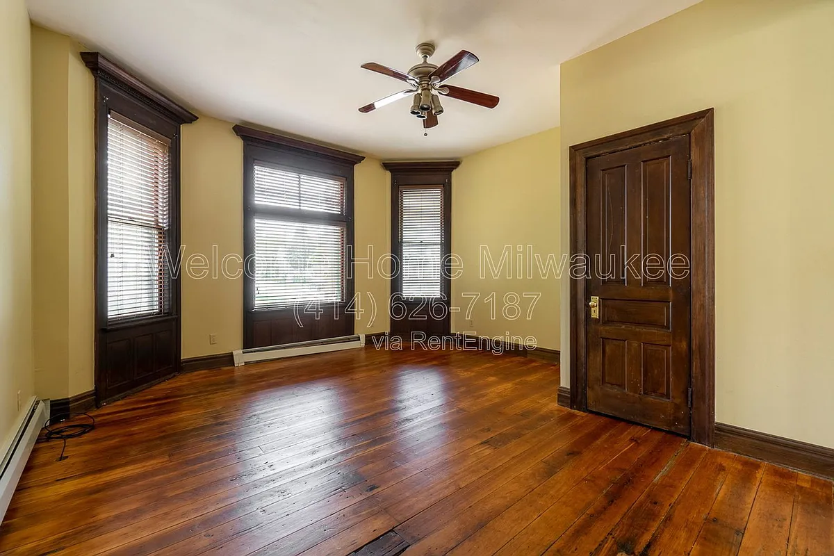 Building Photo - 2052 N 1st St #1