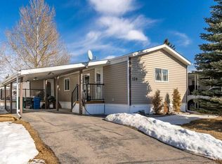 99 Arbour Lake Rd NW #139, Calgary, AB T3G4E4