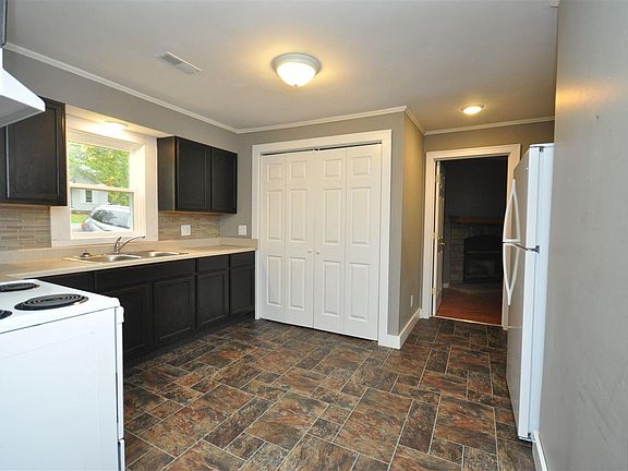 5th image of 707 Pine St