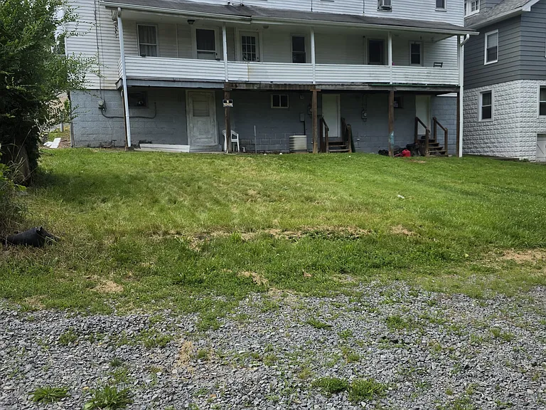 425 Mount Vernon Ave — Photo 13