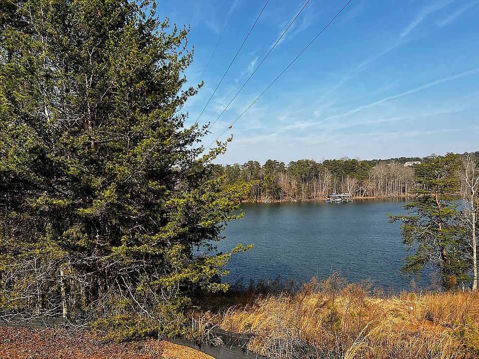 2nd image of 2754 Waters Edge Dr
