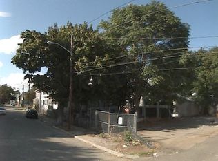 79 Benedict St, Providence, RI 02907