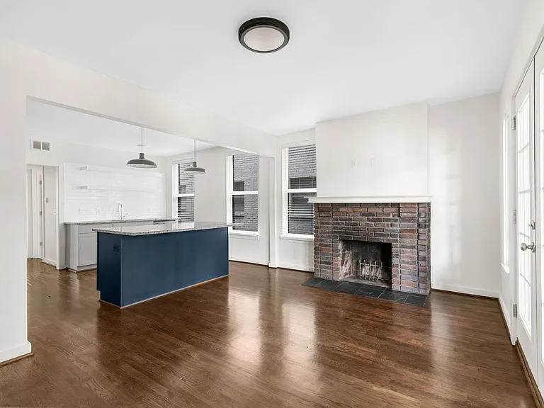 Greenview Apartments - Forest Park — Photo 17