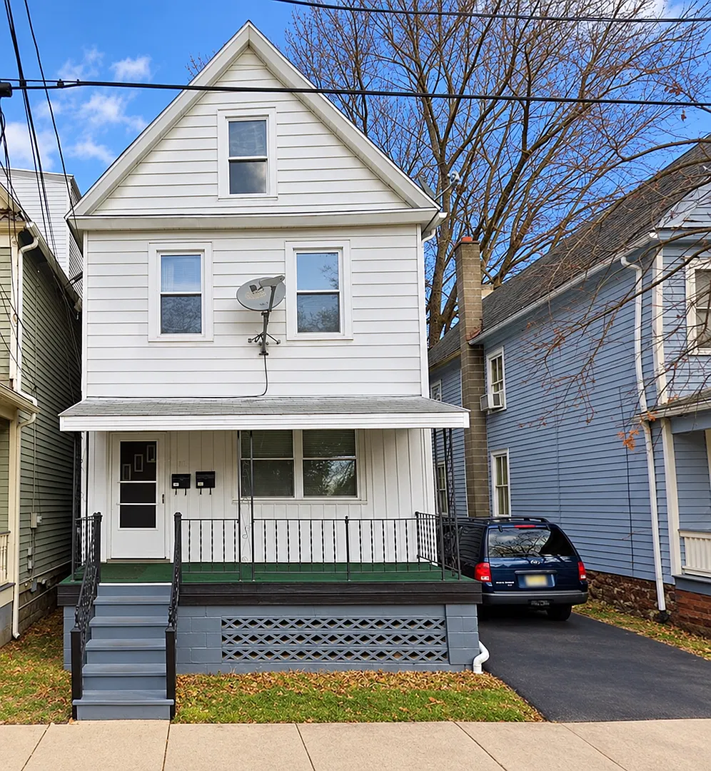 43 Terrace unit 2 — Photo 1