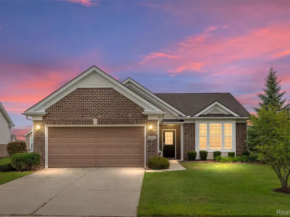 23873 Saint Clair Dr, Brownstown, MI 48134