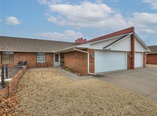 1520 E Proctor Ave, Weatherford, OK 73096