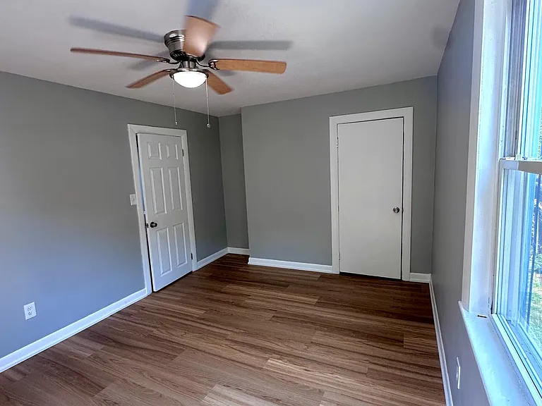 429 Mechanic St #B — Photo 9