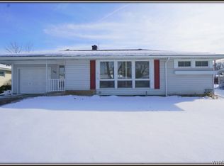 105 Idlewood Dr, Tonawanda, NY 14150