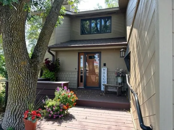 1627 17th St, Windom, MN 56101