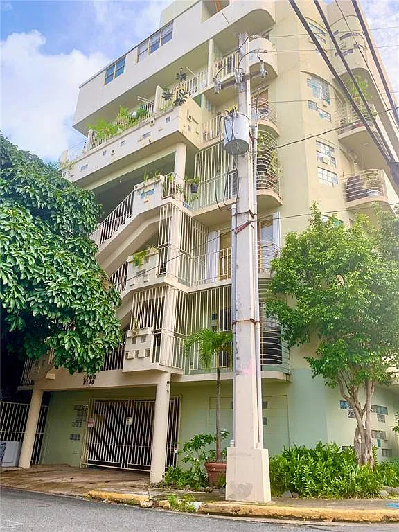 2 bed, 2.0 bath, 1250 sqft, $2,500 — Photo 1