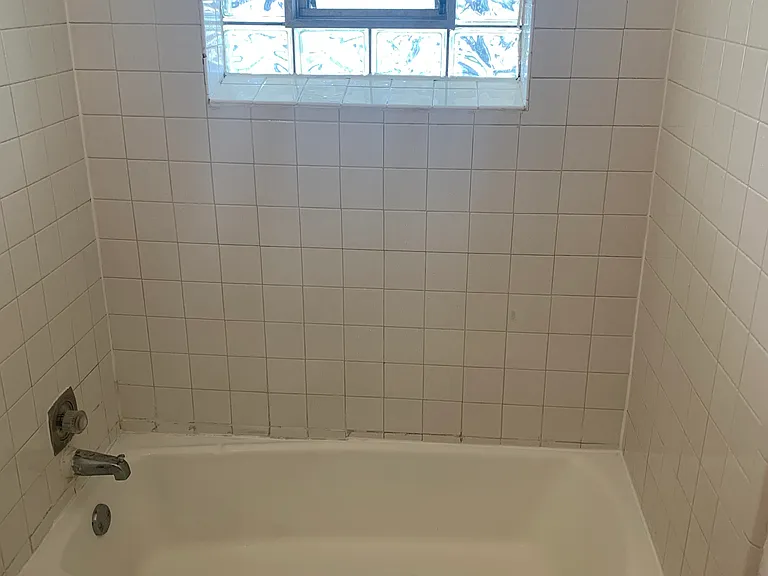2105 Gideon Ave #7 — Photo 3
