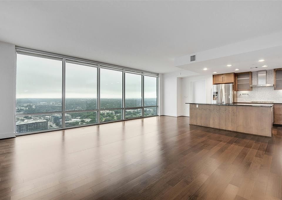 Spring Condominiums - 300 Bowie St Austin TX | Zillow