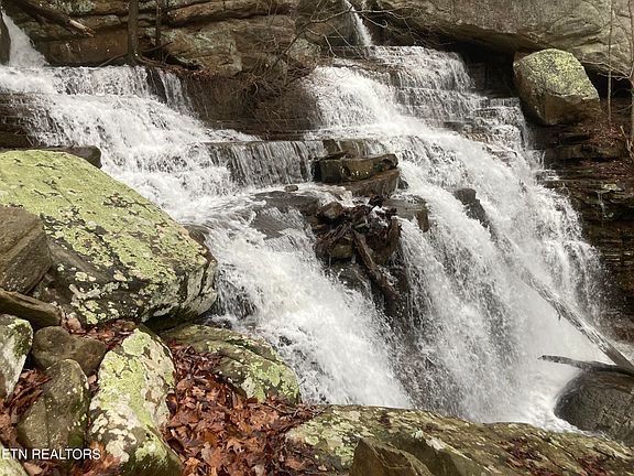 2nd image of Rockfort Rd