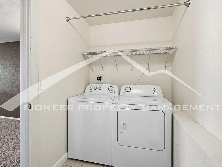2309 Flagstaff Dr — Photo 25