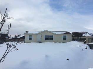224 N Alvina Ct, Pasco, WA 99301