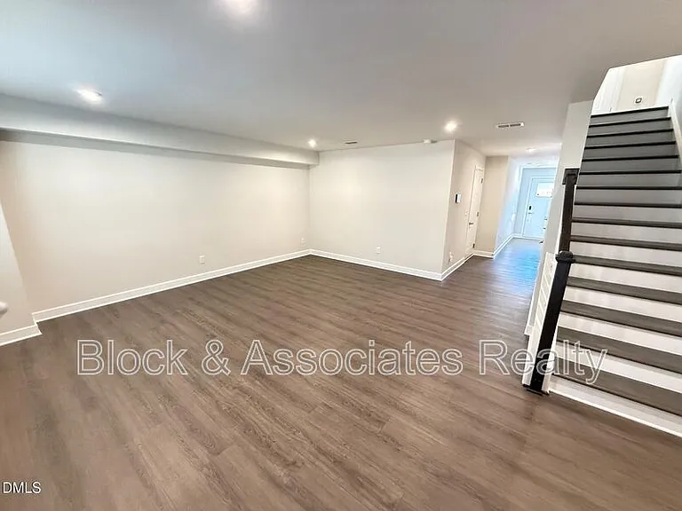 1362 Chowan Ave — Photo 30