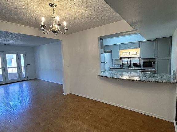5th image of 3839 Montgomery Blvd NE #1-732