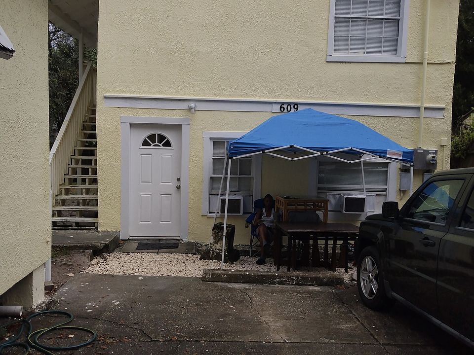1st image of 609 Mulberry St #2