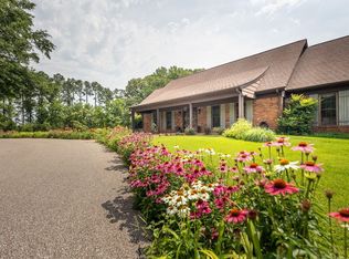 6303 Twin Oaks Dr, Millington, TN 38053