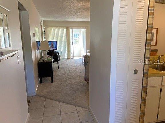 2nd image of 13976 Oakwood Ln #B