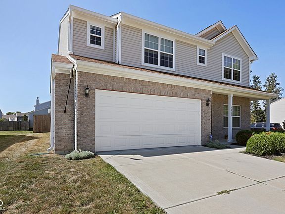 3rd image of 5020 Greenside Dr